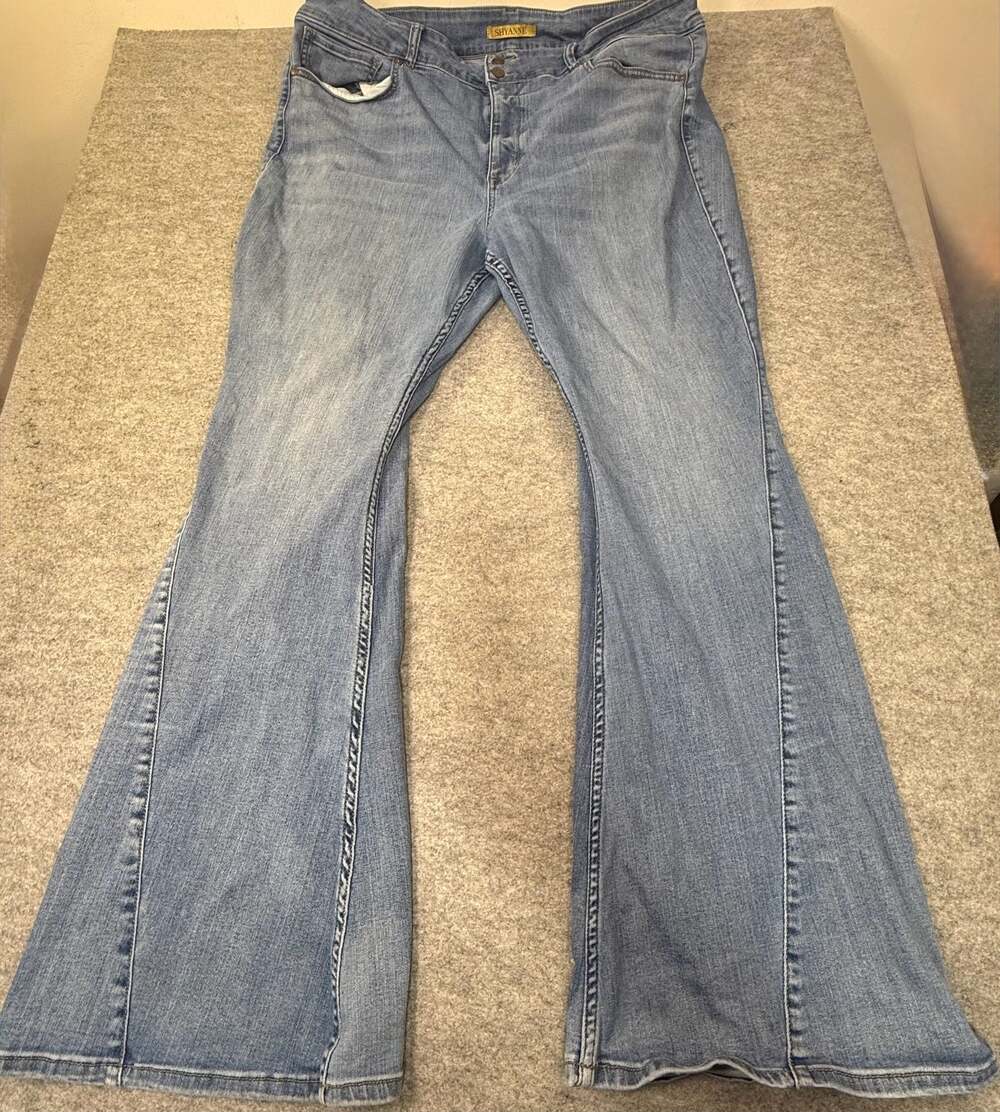 Shyanne Joss Super High Rise Flare Jeans 36W x 32L